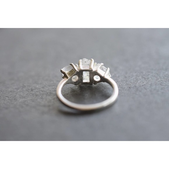 alternative raw diamond engagement ring raw crystal size 4 5 6 7 8 8 9 1… - Picture 3 of 5